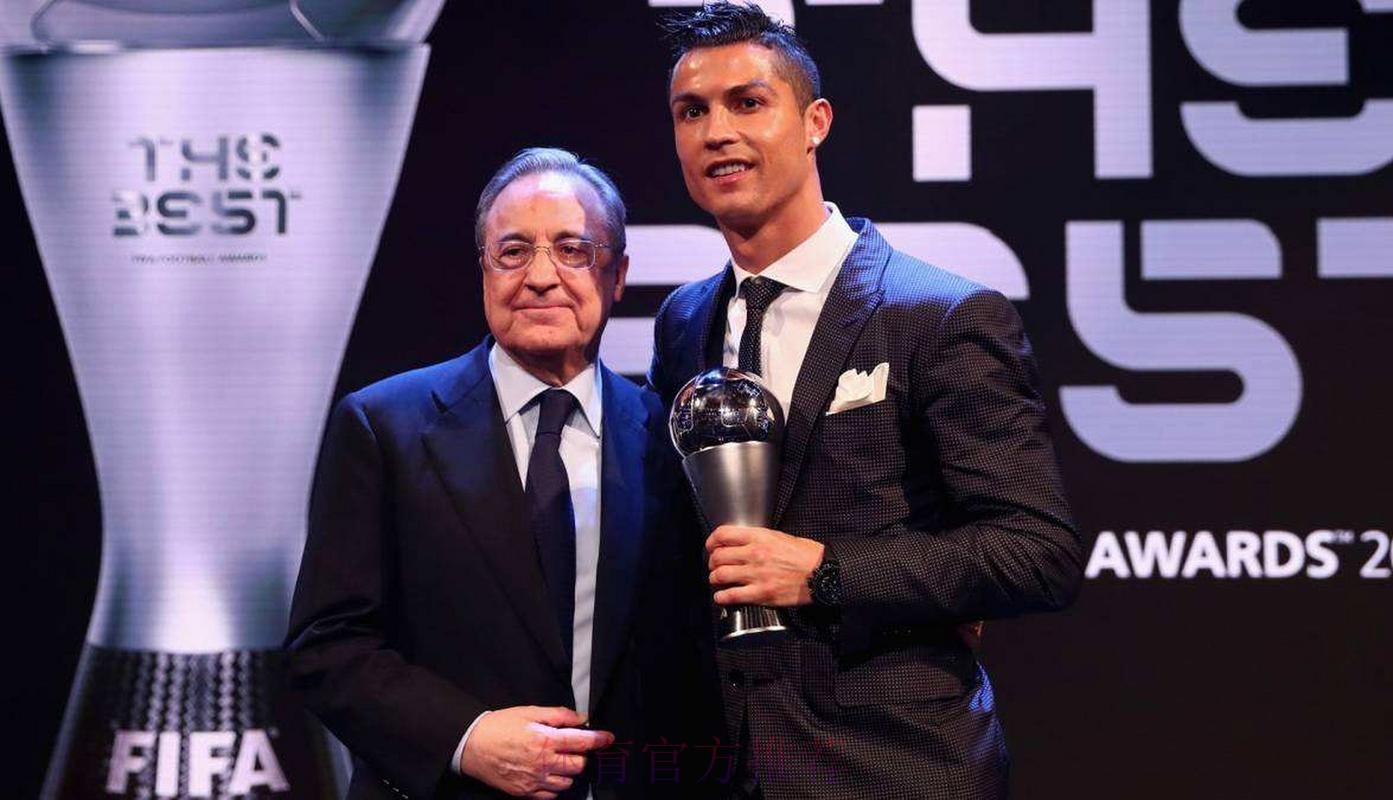 球迷呼吁签回C罗 老佛爷回答“他38岁了”后离开 球迷呼吁签回C罗 老佛爷回答“他38岁了”后离开